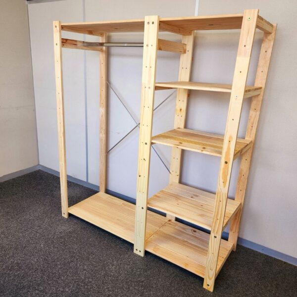 Skeleton Closet Core 1 DIY-Kit